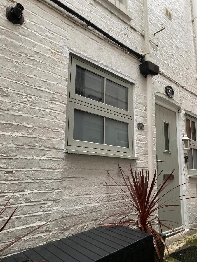 Demeter Cottage Whitby Exterior photo